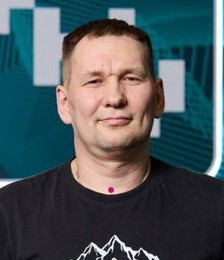 Михаил Хохолков