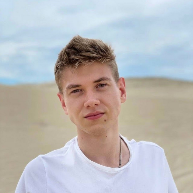 Антон Лаврентьев