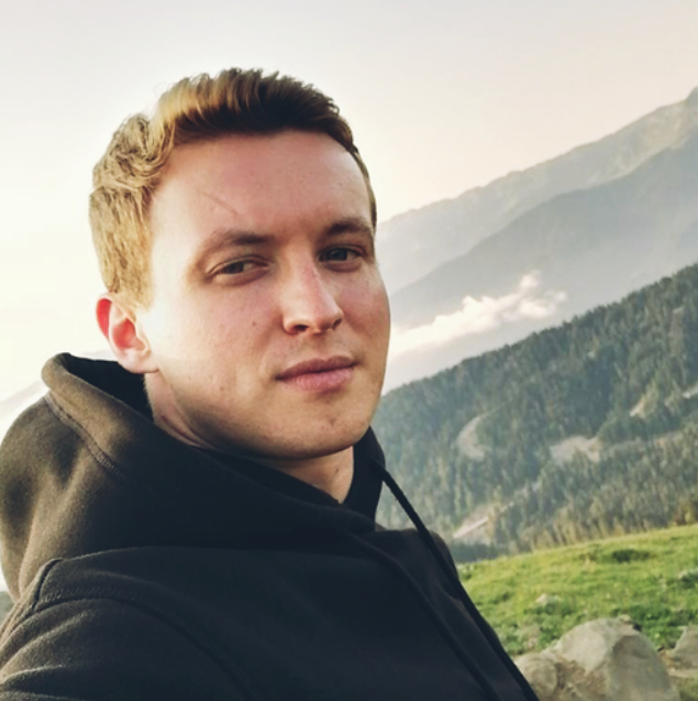 Игорь Болотов